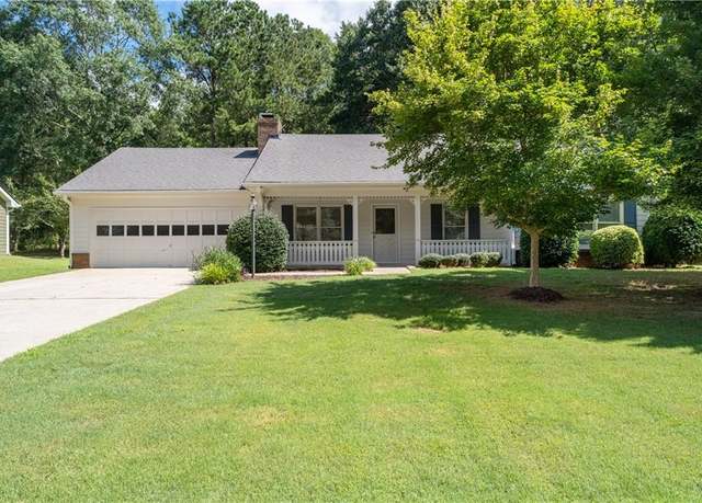 Property at 334 Bridgewood Dr SE, Conyers, GA 30094, 3 beds, 2 baths