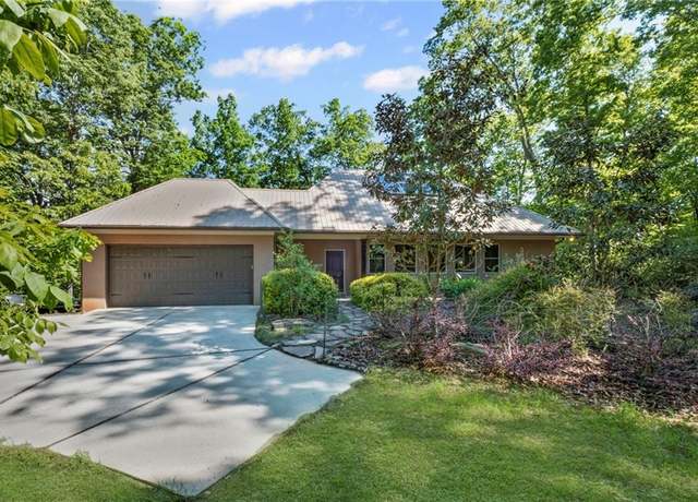 Property at 6324 Chesla Dr, Gainesville, GA 30506, 3 beds, 2.5 baths