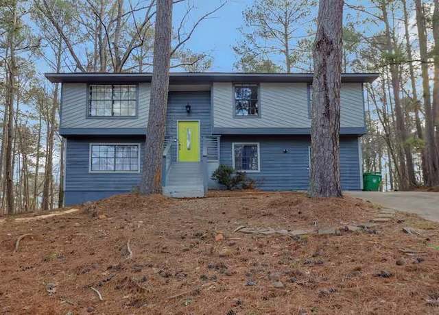 Property at 4064 Chimney Ridge Way, Ellenwood, GA 30294, 4 beds, 2 baths