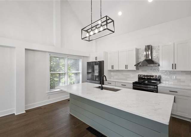 Property at 62 Bear Cub Ridge Dr, Big Canoe, GA 30143, 4 beds, 4.5 baths