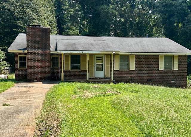 Property at 4399 Chelou Dr, Austell, GA 30106, 3 beds, 1.5 baths