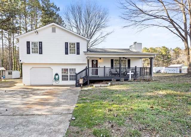 Property at 916 Marshall Fuller Rd, Dallas, GA 30157, 3 beds, 2 baths