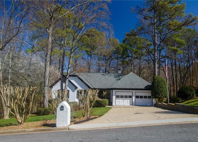 Property at 1190 Saint Ives Ct, Suwanee, GA 30024, 7 beds, 5 baths