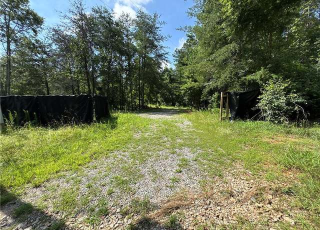 Property at 1515 Hughes Dr, Cumming, GA 30040