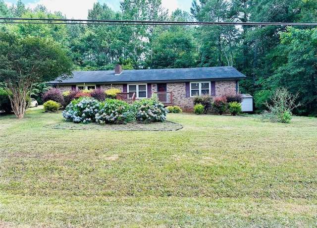 Property at 170 Rocky Dr, Athens, GA 30607, 2 beds, 2 baths