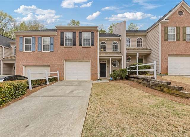 Property at 331 Parkview Manor Dr, Tucker, GA 30084, 3 beds, 2.5 baths
