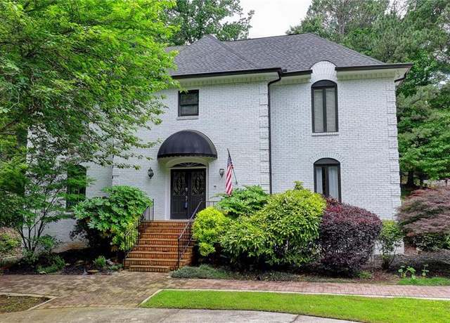 Property at 5025 Oak Bluff Ct, Atlanta, GA 30350, 6 beds, 4.5 baths