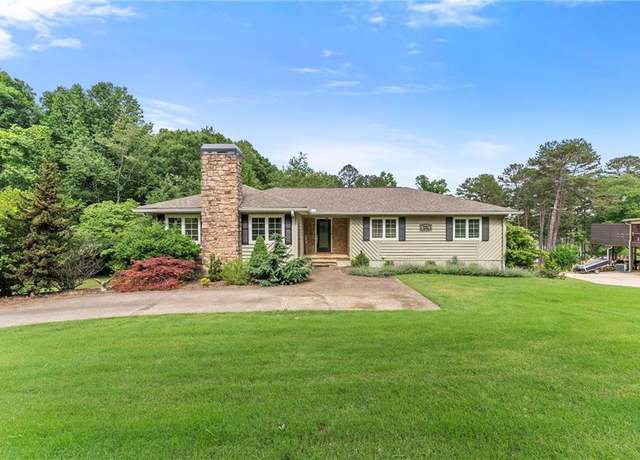 Property at 3815 Chestatee Cut Off, Gainesville, GA 30506, 4 beds, 3 baths