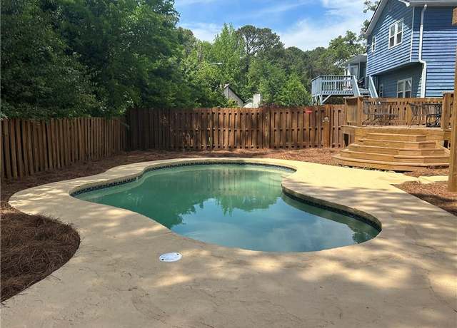 Property at 4811 Nevilly Way, Marietta, GA 30066, 4 beds, 3 baths