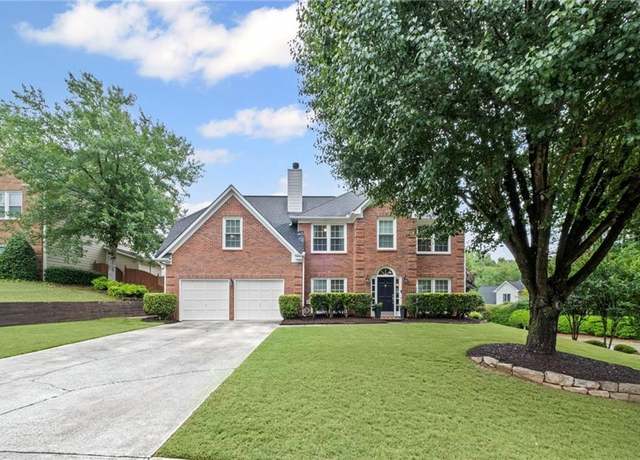 Property at 10735 Pinewalk Forest Cir, Alpharetta, GA 30022, 4 beds, 2.5 baths