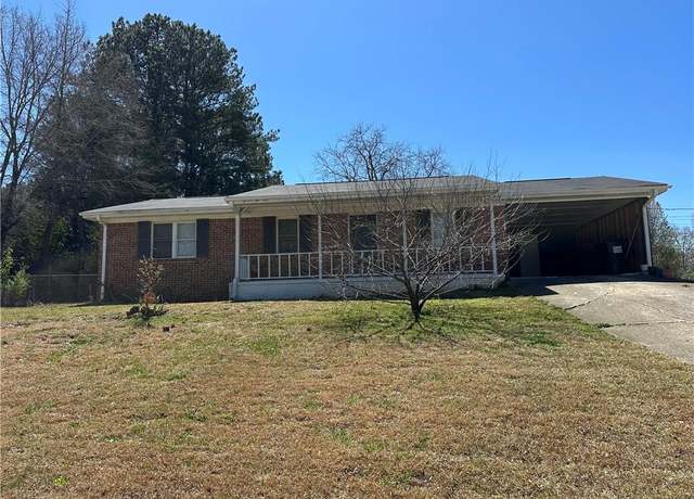 Property at 726 Shoreline Trl SE, Conyers, GA 30094, 3 beds, 2 baths