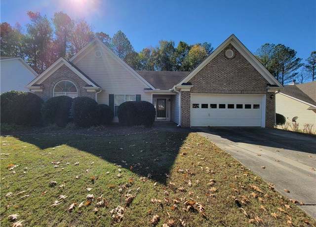 Property at 983 Noble Oak Ct, Lawrenceville, GA 30046, 3 beds, 2 baths