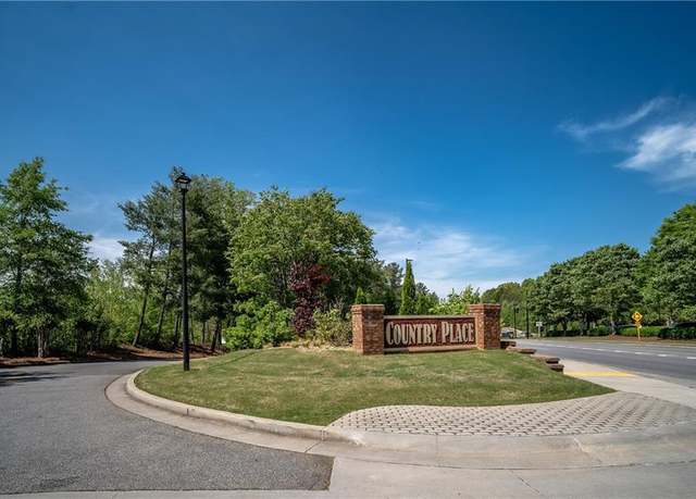 Property at 31 Country Place Ct, Alpharetta, GA 30005, 2 beds, 1 bath
