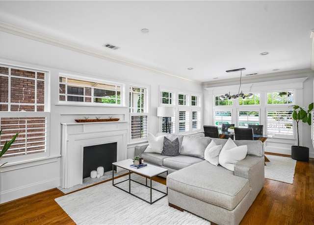 Property at 653 N Highland Ave NE #3, Atlanta, GA 30306, 2 beds, 1 bath