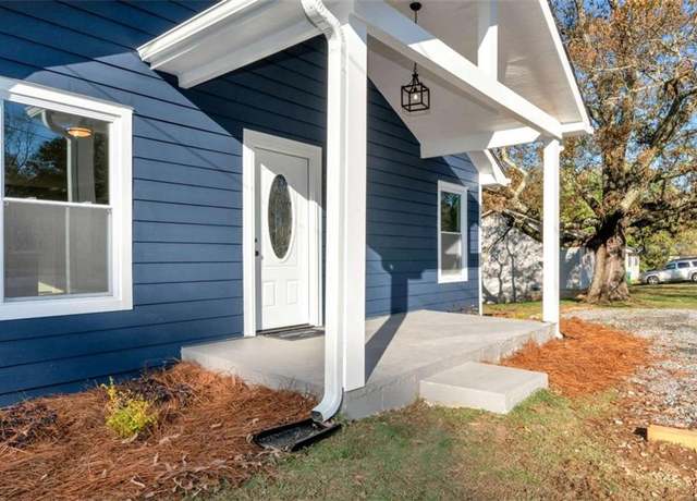 Property at 124 Stark St, Commerce, GA 30529, 2 beds, 1 bath
