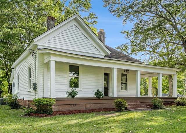 Property at 1852 Burwell Rd, Carrollton, GA 30117, 3 beds, 2 baths