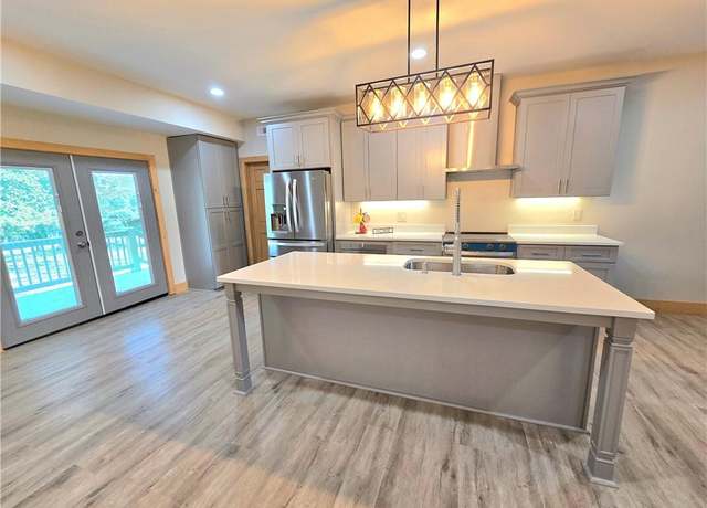 Property at 2417 Mobile Rd, Mccaysville, GA 30555, 4 beds, 3.5 baths