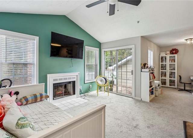 Property at 2016 River Heights Walk SE, Marietta, GA 30067, 1 bed, 1 bath