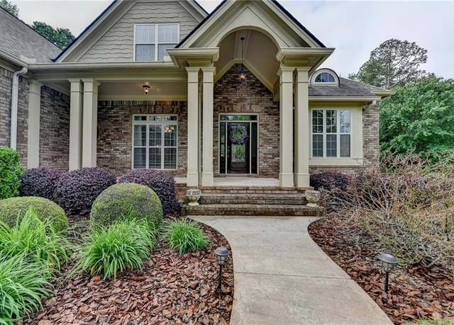 Property at 5195 Stefan Ridge Way, Buford, GA 30519, 5 beds, 4.5 baths
