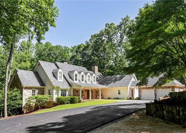 Property at 5205 Riverview Rd NW, Atlanta, GA 30327, 5 beds, 5 baths
