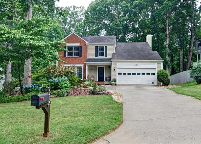 Property at 2212 Mcquiston Dr SW, Marietta, GA 30064, 4 beds, 2.5 baths