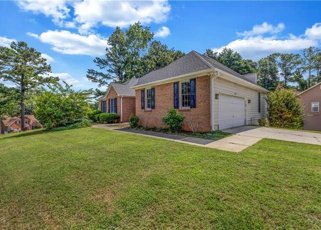 Property at 148 Sawgrass Way, Fayetteville, GA 30215, 5 beds, 4.5 baths