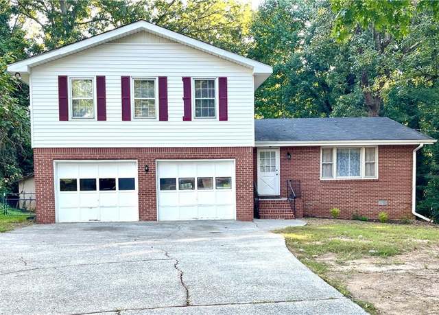 Property at 551 Killian Hill Rd SW, Lilburn, GA 30047, 4 beds, 2.5 baths