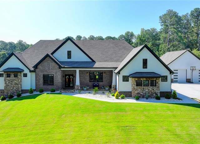 Property at 783 Blackberry Trl, Lawrenceville, GA 30043, 5 beds, 5.5 baths