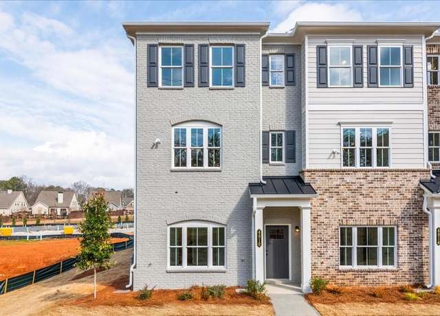 Property at 4810 Floydwood Ln, Mableton, GA 30126, 3 beds, 3.5 baths