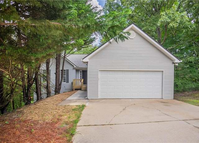 Property at 5096 Limerick Ln, Flowery Branch, GA 30542, 3 beds, 2.5 baths
