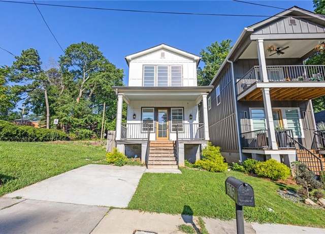 Property at 975 Welch St SW, Atlanta, GA 30310, 3 beds, 2.5 baths