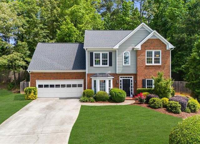 Property at 2865 Ivey Oaks Ln, Roswell, GA 30076, 4 beds, 2.5 baths