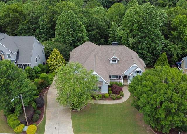 Property at 130 Holly Reserve Pkwy, Canton, GA 30114, 5 beds, 3.5 baths