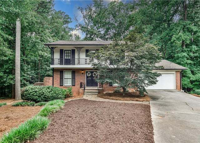 Property at 2631 Holliston Ct, Atlanta, GA 30360, 4 beds, 2.5 baths