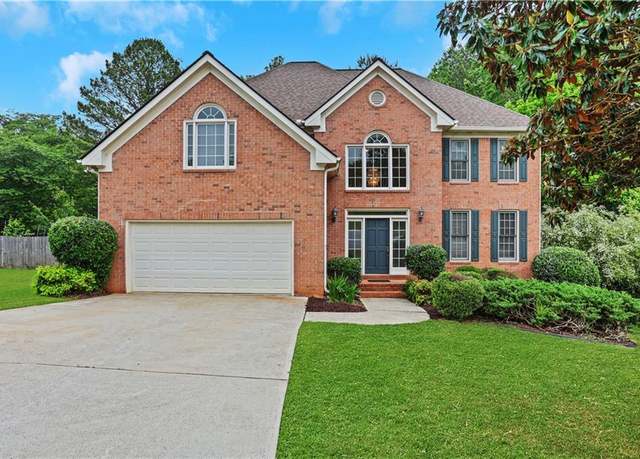 Property at 5435 Vicarage Walk, Alpharetta, GA 30005, 5 beds, 3.5 baths