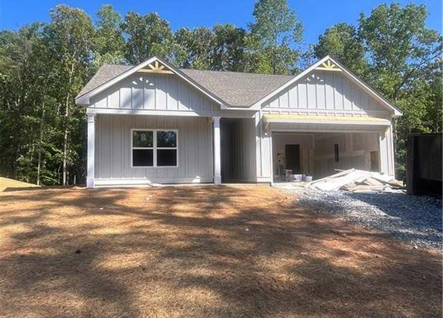 Property at 225 West Woods Dr, Dahlonega, GA 30533, 3 beds, 2 baths