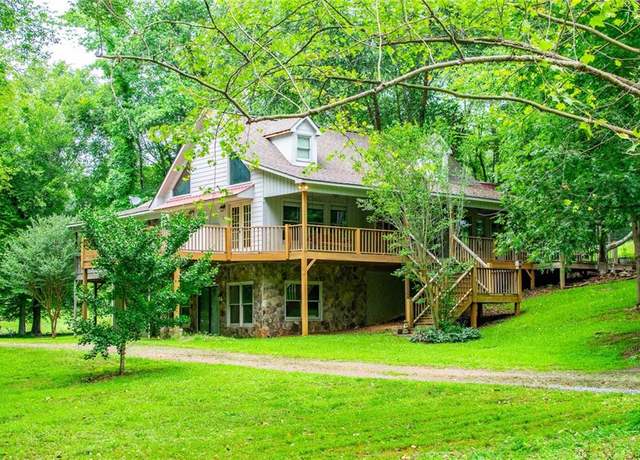 Property at 1775 Whooping Creek Rd, Carrollton, GA 30116, 3 beds, 3 baths