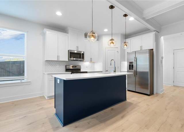 Property at 5412 Brooklands Dr, Lithonia, GA 30058, 3 beds, 2.5 baths