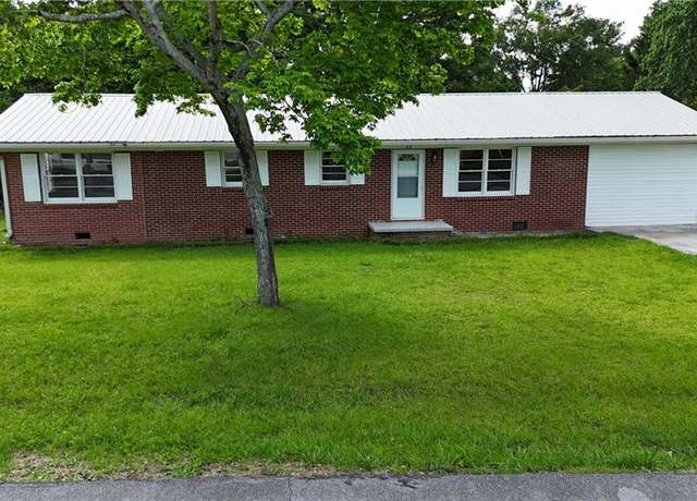 Property at 77 Frances St, Summerville, GA 30747, 4 beds, 2 baths
