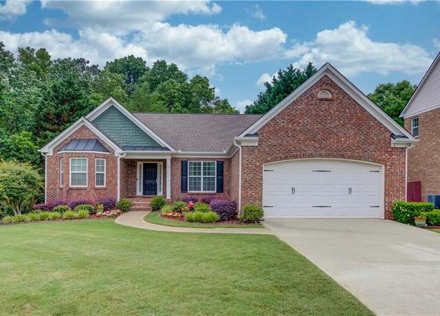 Property at 4235 Crestwood Bend Cir, Buford, GA 30518, 4 beds, 3 baths