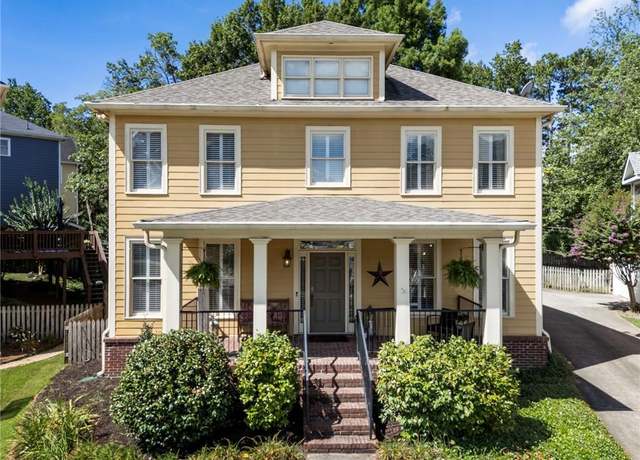 Property at 2134 Whittier Pl NW, Atlanta, GA 30318, 3 beds, 2.5 baths