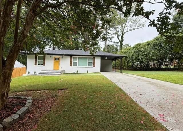 Property at 530 Park Valley Dr, Atlanta, GA 30318, 3 beds, 2.5 baths