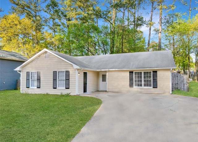 Property at 2199 Summertown Dr, Norcross, GA 30071, 4 beds, 2 baths
