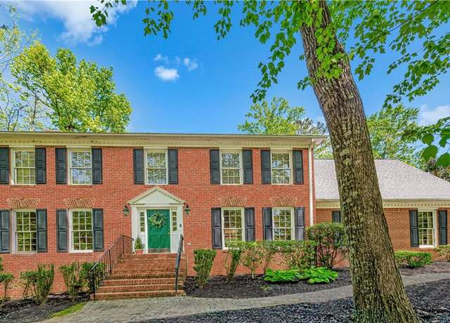 Property at 5251 Amberbrook Ct, Marietta, GA 30068, 5 beds, 3.5 baths