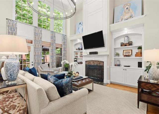 Property at 4905 Village Green Dr, Roswell, GA 30075, 4 beds, 4 baths