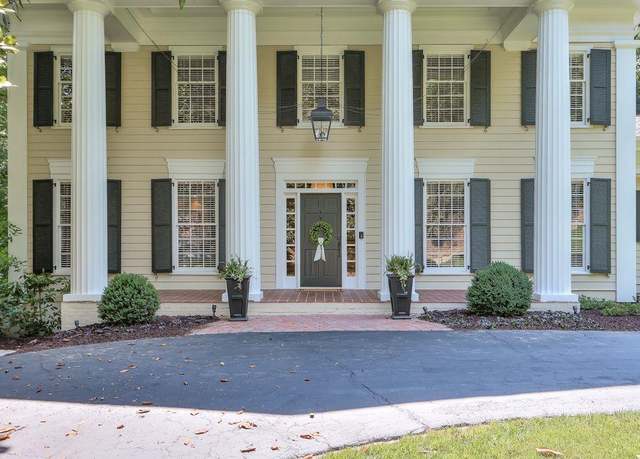 Property at 575 Valley Hall Dr, Sandy Springs, GA 30350, 6 beds, 5.5 baths