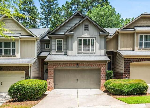 Property at 122 Creighton Ln, Marietta, GA 30008, 3 beds, 2.5 baths