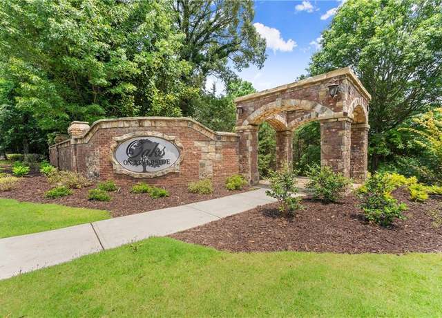 Property at 1748 Oak Tree Holw, Gainesville, GA 30501