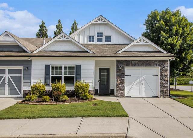 Property at 111 Point View Dr, Canton, GA 30114, 2 beds, 2 baths