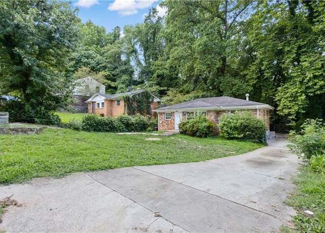 Property at 1279 Kenilworth Dr SW, Atlanta, GA 30310, 5 beds, 2 baths